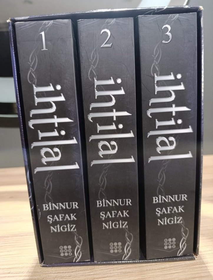 İhtilal 3 Kitap Seti - Binnur Şafak Nigiz - Görsel 2
