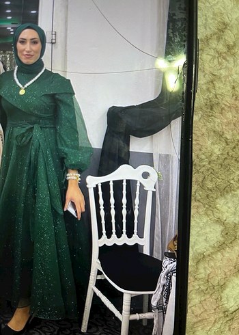 Parlak Yeşil Drapeli Uzun Abiye Elbise