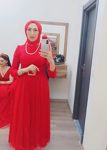 Abiye Kırmızı Uzun Kollu Tesettür Elbise