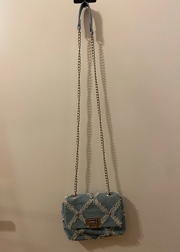 Zincir Detaylı Mavi Denim Kadın Çanta