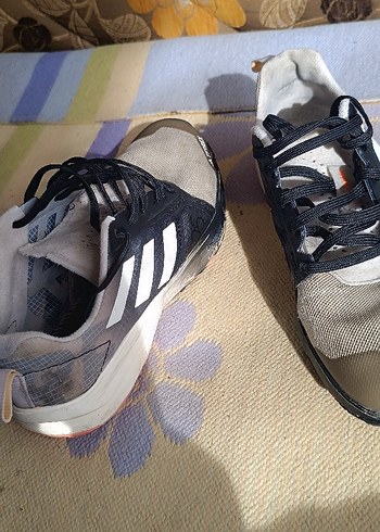 Erkek Spor Ayakkabı Terrex Modeli 37.5 38 giyene olur - Görsel 3