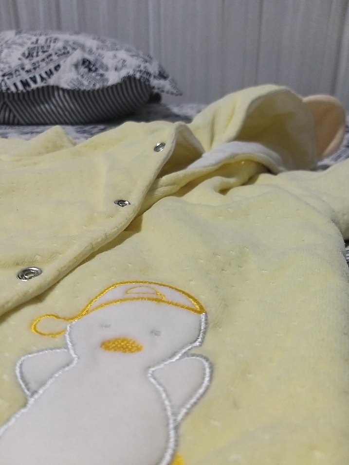 Kız Çocuk Sarı Kapüşonlu ceket - Görsel 3