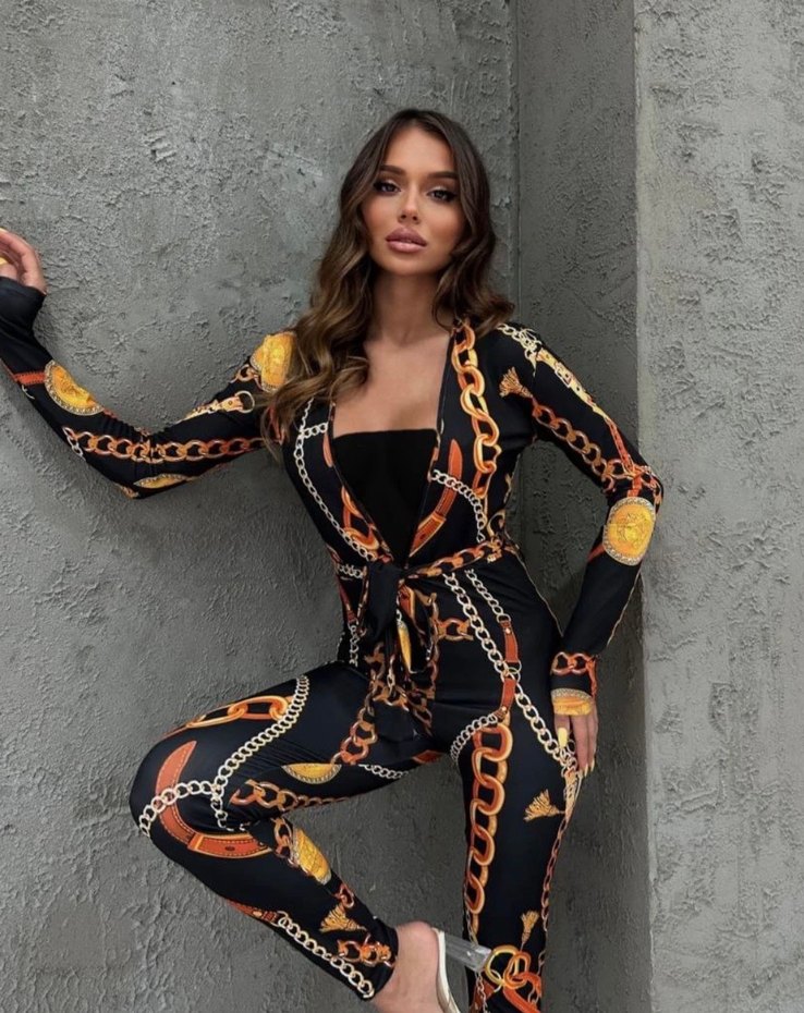 Zincir Detaylı Uzun Kollu Siyah Tulum - Görsel 2