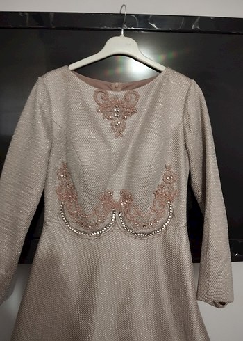 Abiye Bej Nakışlı Uzun Kollu Drape Abiye Elbise