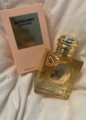 Burberry Goddess Kadın Parfümü 50 ml