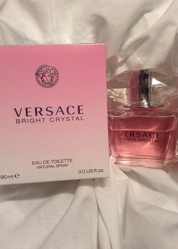 Versace Bright Crystal Kadın Parfümü 90 ml