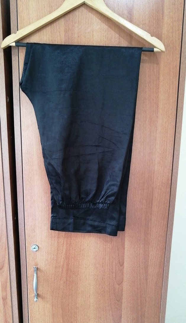 Çiçekli Siyah Beyaz Çizgili Kadın Gömlek - Görsel 4