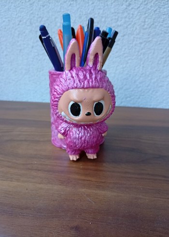 Pembe Tavşan Temalı Kalemlik Figür