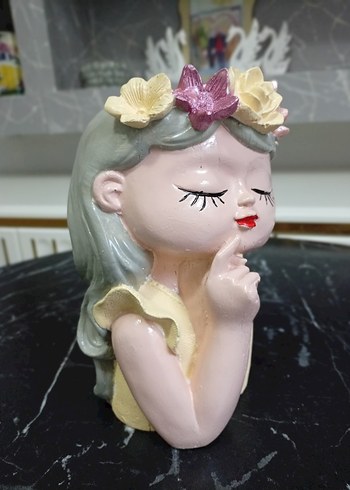 Pembe Çiçekli Kız Biblo - Görsel 2