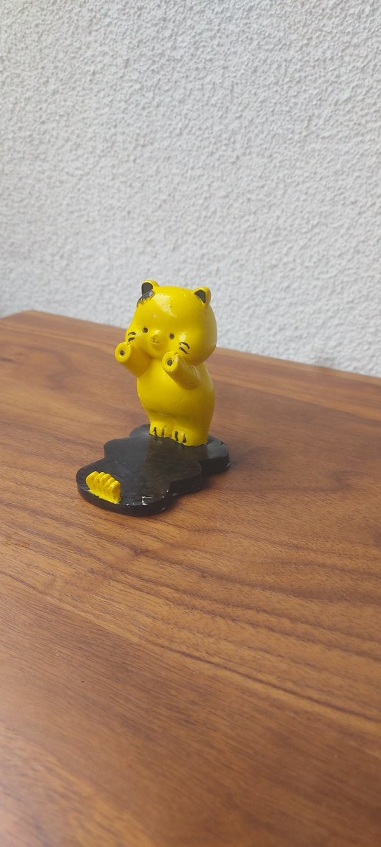 Telefon tutacağı Sarı Renkli Aksiyon Figürü - Görsel 2