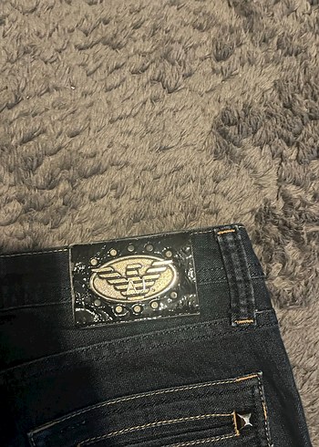 28 Beden gri Renk Orjinal armani jean kot yurt dışı ürünü