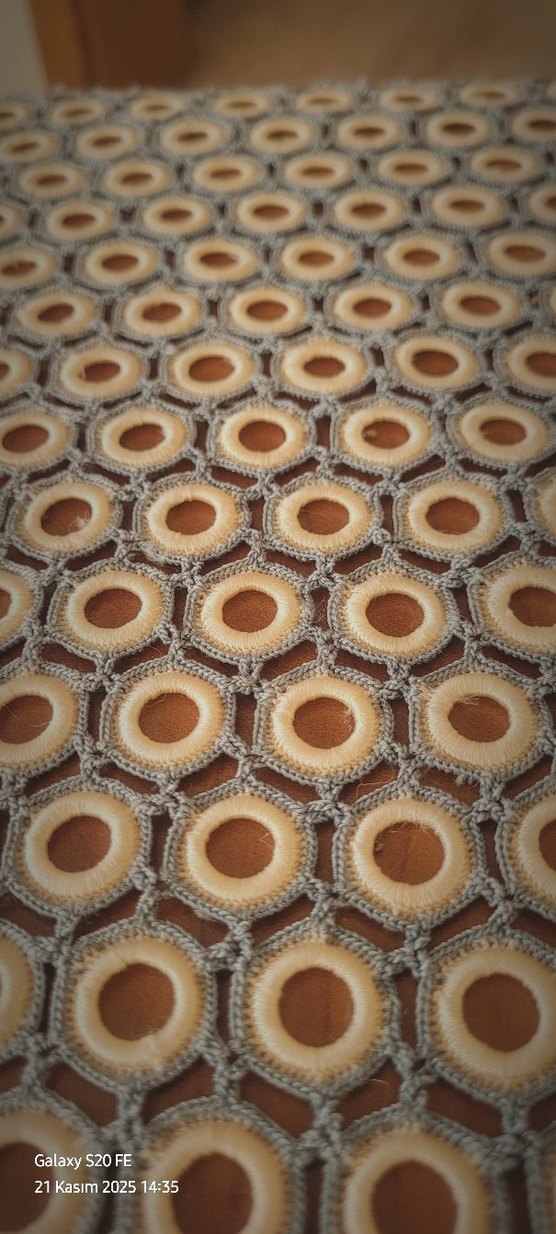 El Yapımı geleneksel örgü sehpa örtüsü - Görsel 4