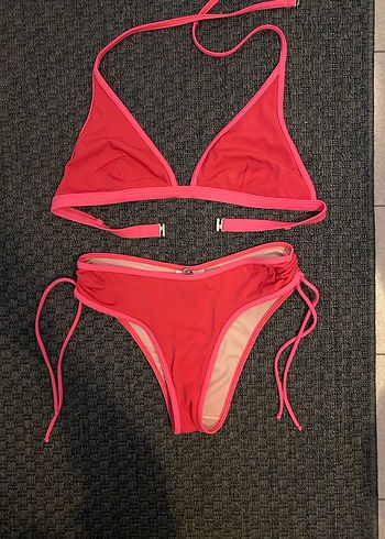 Pembe İpli Kadın Bikini Takımı