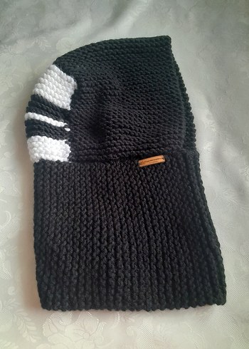 BOYUNLUKLU KORUYUCU BERE
SİYAH ARKASI BEYAZ MODELLİ - Görsel 4