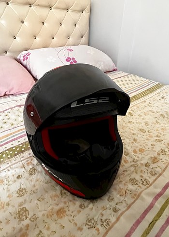 LS2 Siyah Kask, birkaçkez kullanıldı temiz - Görsel 2