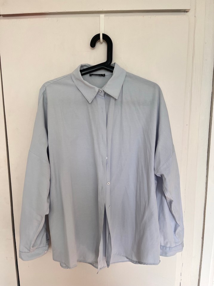 Açık Mavi Düğmeli Kadın Gömlek TRENDYOLMİLLA - Görsel 2