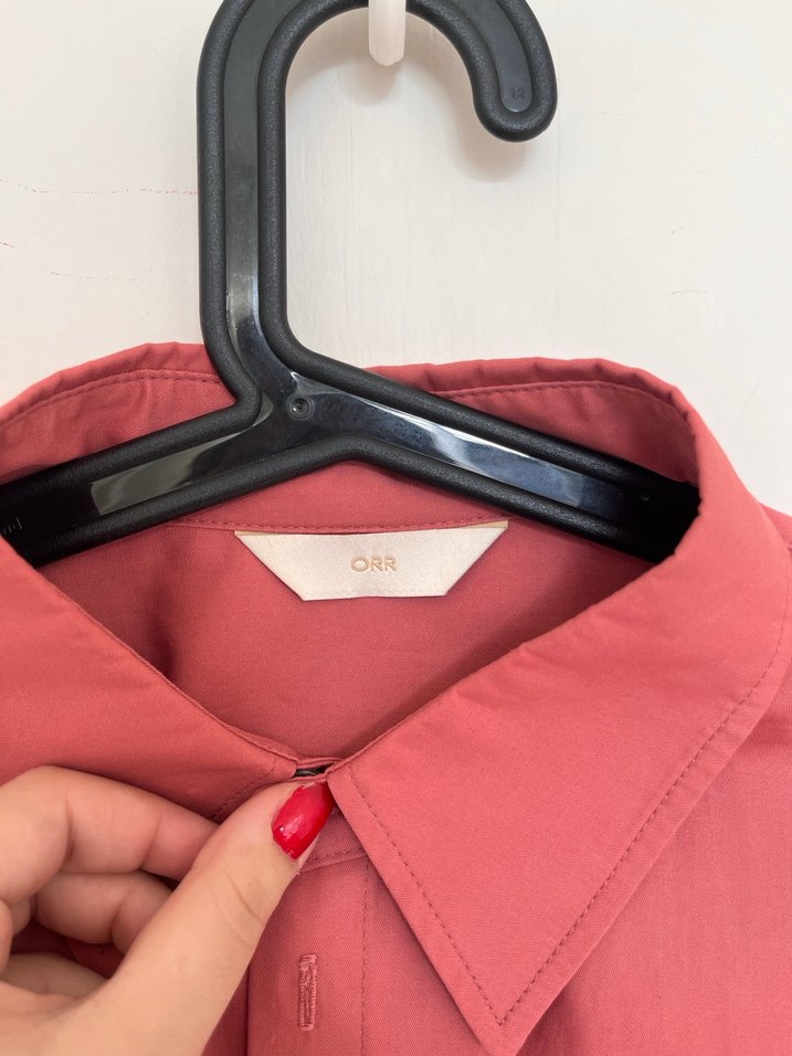 Düğmeli Gül Kurusu %100 Pamuk Kadın Gömlek - Görsel 2