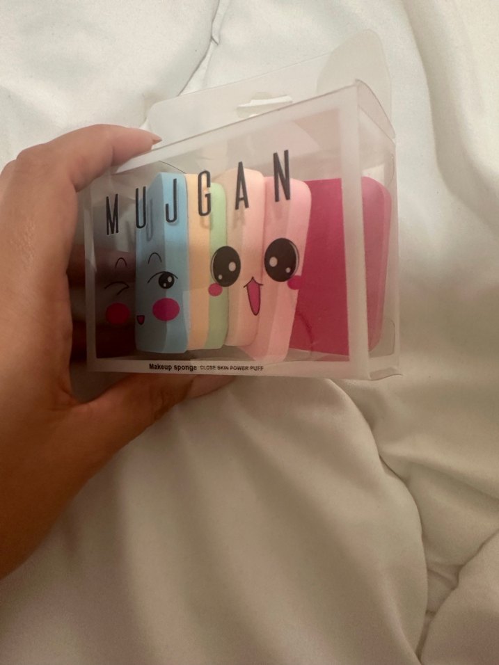 3 adet fondoten süngeri
6 adet makyaj süngeri 
Hiç kullanılmadı - Görsel 3