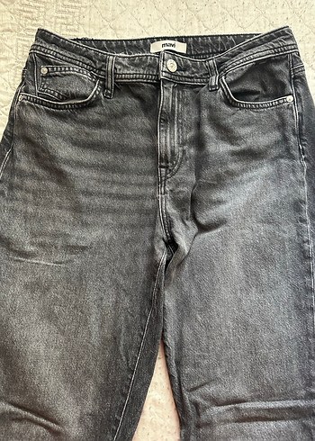 Gri Düğmeli Kadın Denim Pantolon