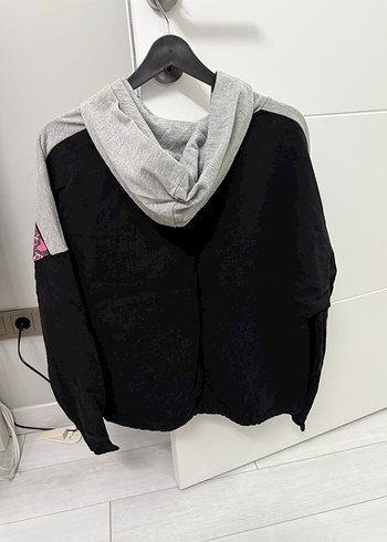 Gri Kapüşonlu Yılan Desenli Düğmeli Sweatshirt - Görsel 6