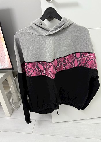 Gri Kapüşonlu Yılan Desenli Düğmeli Sweatshirt - Görsel 2