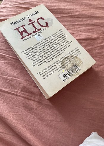  Hiç - Markus Zusak Romanı
