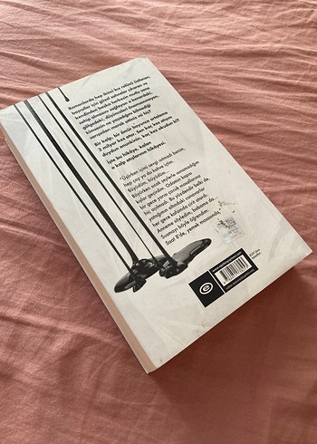  Onun Şeytanları - Beyza Aksoy