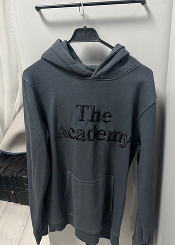 Gri Kapüşonlu Uzun Kollu Sweatshirt