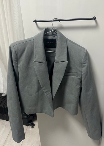 Gri Düğmeli Kadın Blazer Ceket