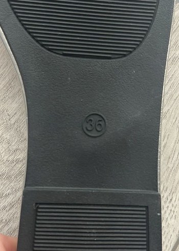 Diğer Payetli gümüş sandalet