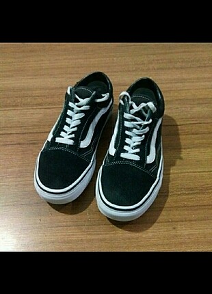 Siyah vans