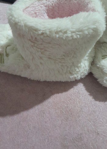 Beyaz Nakışlı Kız Çocuk Sıcak Ev Terliği - Görsel 2