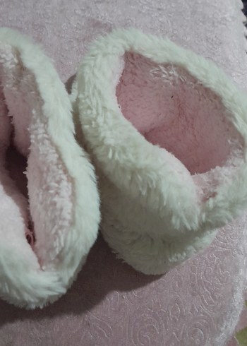 Beyaz Nakışlı Kız Çocuk Sıcak Ev Terliği - Görsel 3