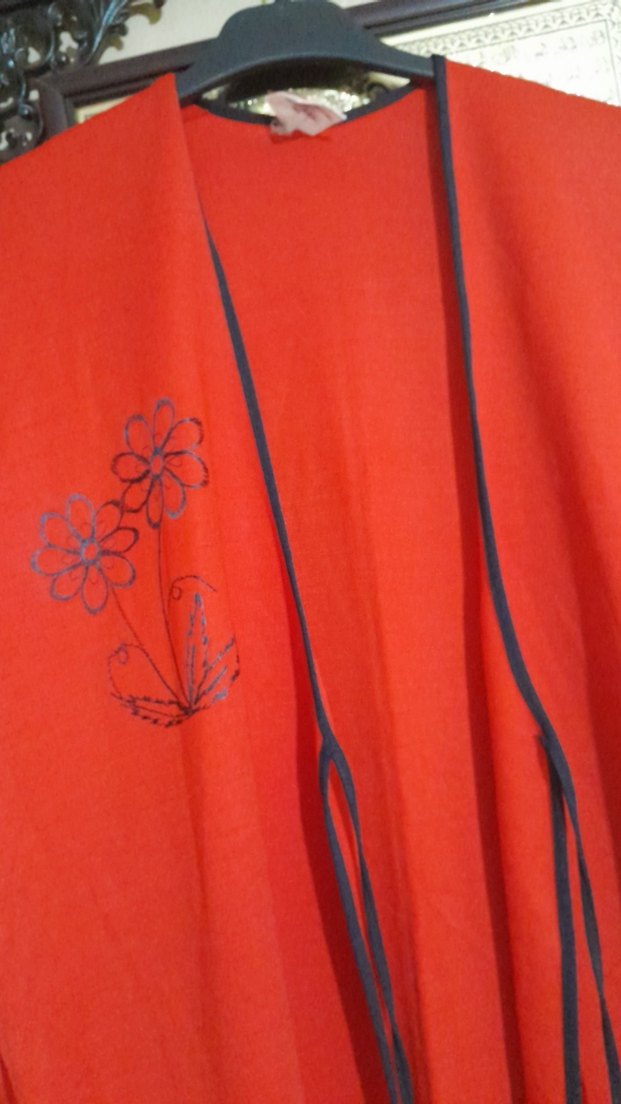 Nakışlı, Uzun, Kırmızı Kadın Sabahlık - Görsel 2