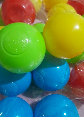 Renkli  oyuncak toplar - Görsel 2
