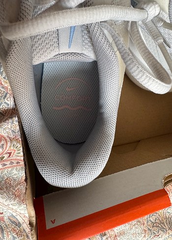 Nike Nike kadın ayakkabı