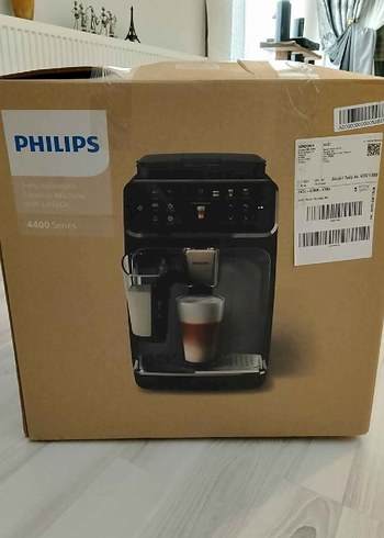 Philips 4400 Serisi Otomatik Kahve Makinesi