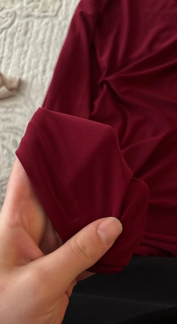 Bordo Yüksek Yakalı Hamile Bluzu - Görsel 3