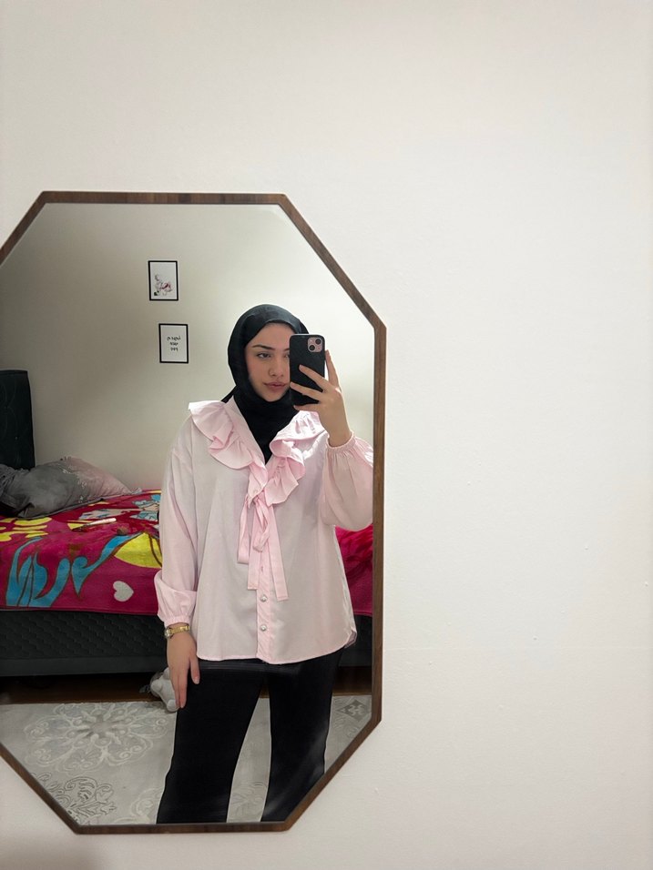 Pembe Fırfırlı Uzun Kollu Salaş Bluz - Görsel 2