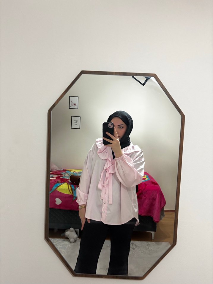 Pembe Fırfırlı Uzun Kollu Salaş Bluz - Görsel 3