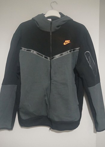 Nike tech fleece