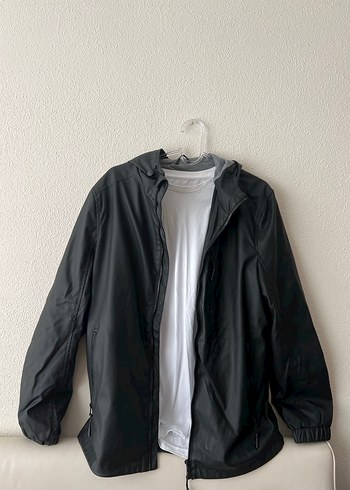 LC Waikiki m