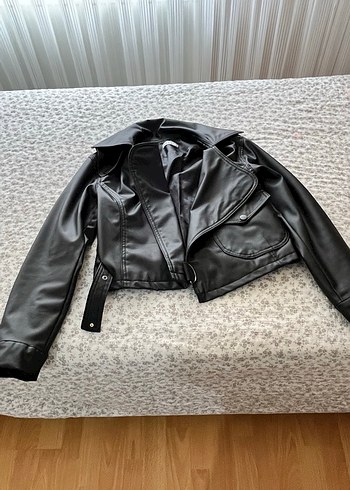 Siyah Deri Kemerli Biker Ceket
