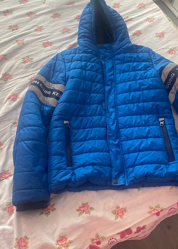 Erkek Çocuk Koyu Mavi Kapüşonlu Fermuarlı Mont