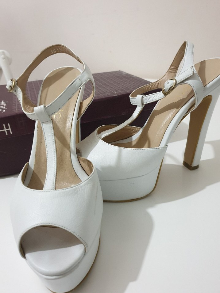 Beyaz Tokalı Platform Topuklu Kadın Abiye Ayakkabı hotiç marka - Görsel 3
