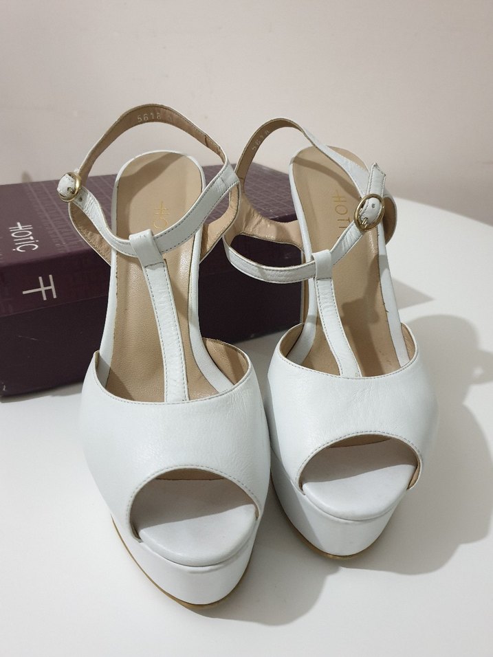Beyaz Tokalı Platform Topuklu Kadın Abiye Ayakkabı hotiç marka - Görsel 2