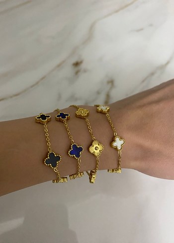 İşlemeli Yonca Mine Çelik Bileklik