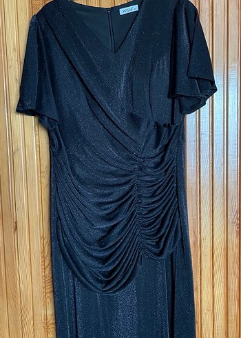 Uzun Siyah Drapeli V Yakalı Abiye Elbise - Görsel 2