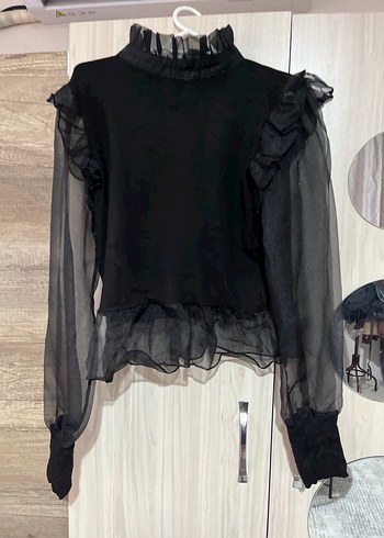 38 Beden siyah Renk Uzun Kollu Siyah Gotik Fırfırlı Bluz