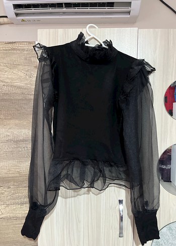 38 Beden Uzun Kollu Siyah Gotik Fırfırlı Bluz